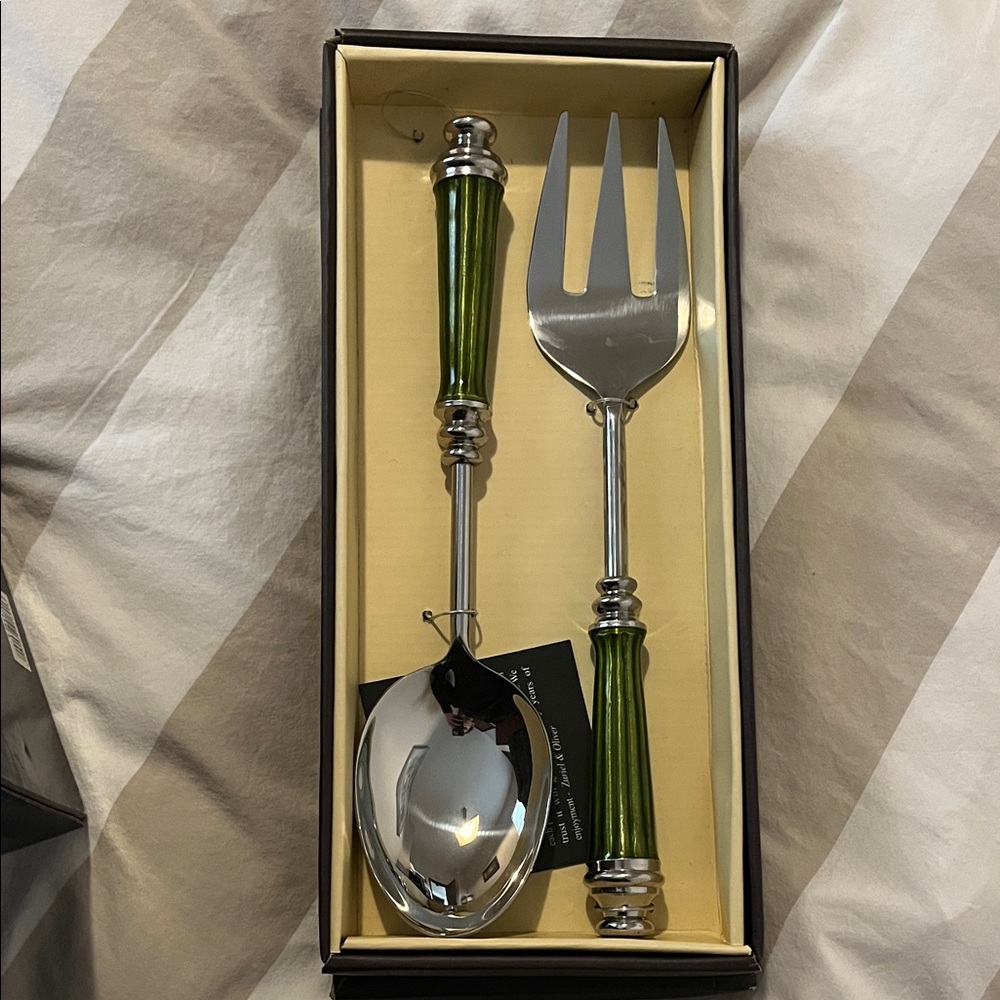 Stylish Green and Silver Serving Utensil Set